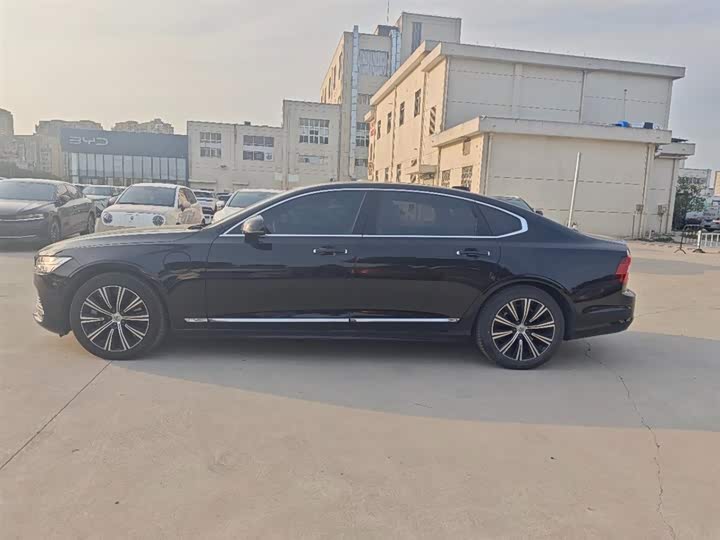 Фото 7 - Volvo S90 Hybrid
