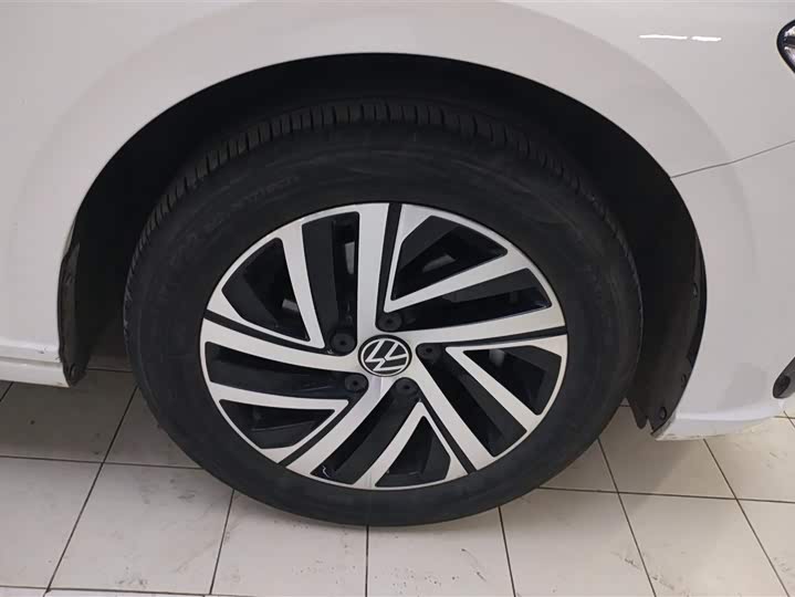 Фото 6 - Volkswagen Lavida