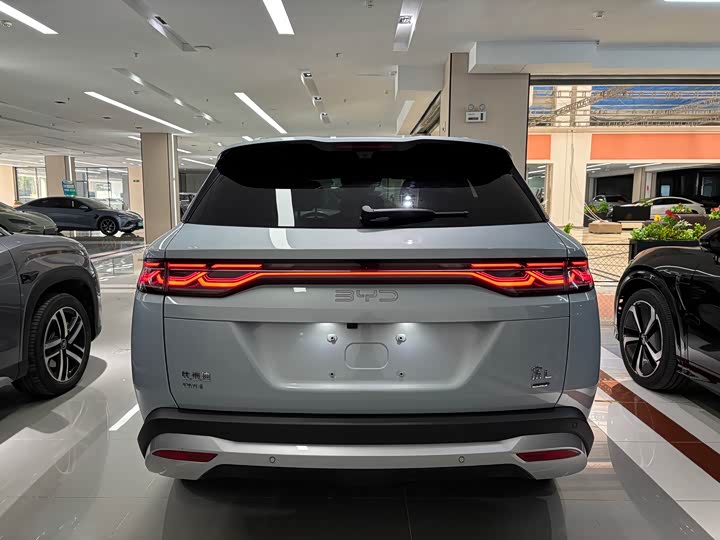 Фото 6 - BYD Song L DM-i Hybrid