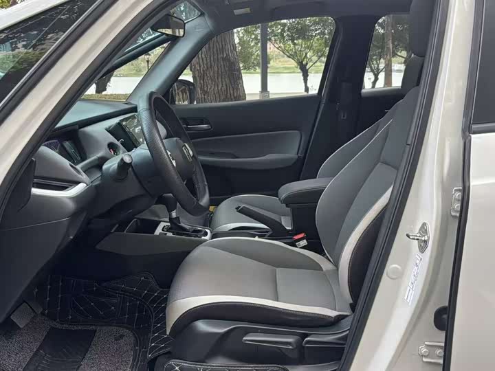 Фото 4 - Honda Life