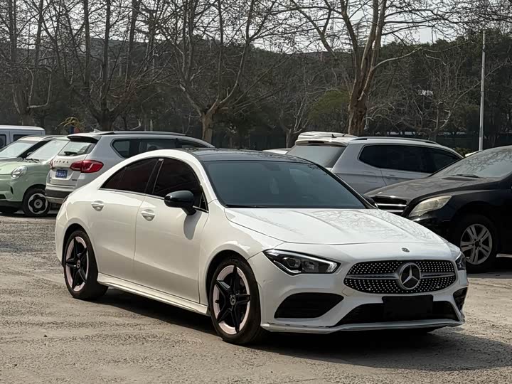 Photo 1 - Mercedes-Benz CLA-Class