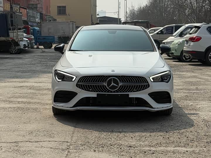 Photo 3 - Mercedes-Benz CLA-Class