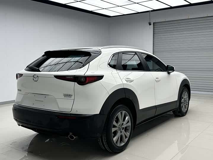 Photo 6 - Mazda CX-30