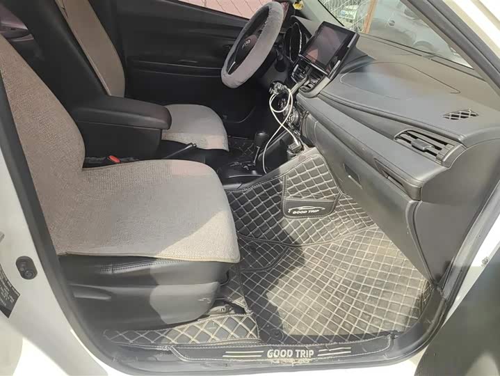 Фото 8 - Toyota Vios