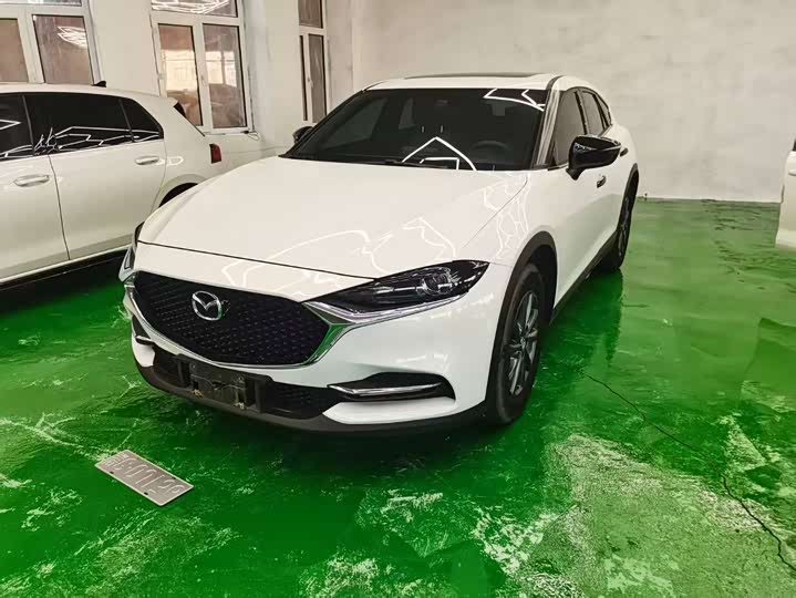 Photo 3 - Mazda CX-4