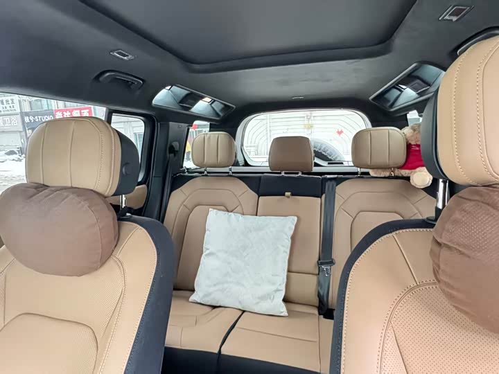 Фото 3 - Land Rover Defender