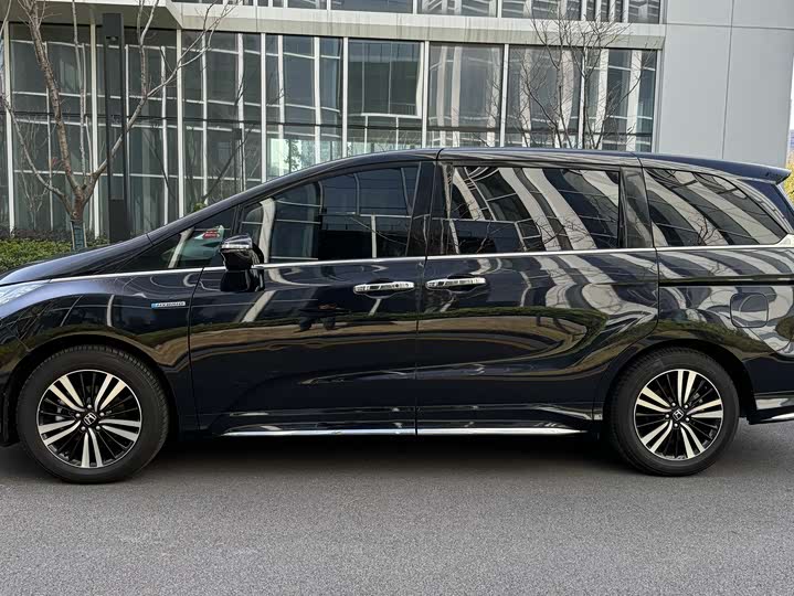 Фото 5 - Honda Odyssey