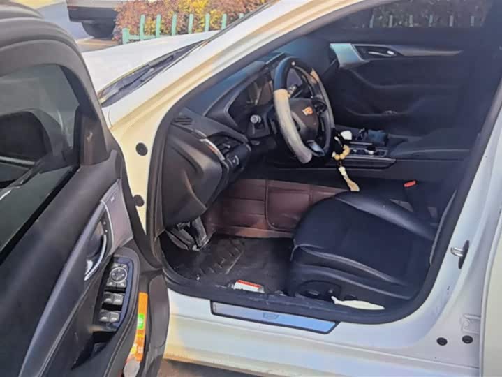 Photo 9 - Cadillac CT5