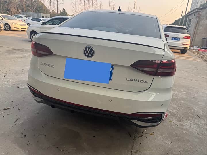 Фото 4 - Volkswagen Lavida