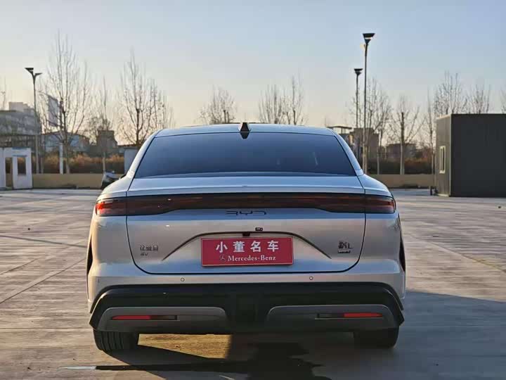 Фото 8 - BYD Han L