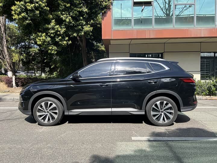 Фото 4 - BYD Song Plus Hybrid/EV