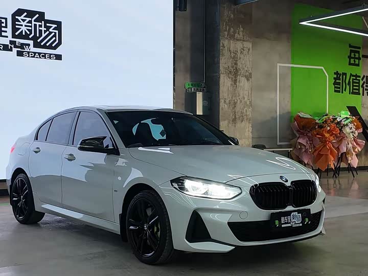 Фото 3 - BMW 1 Series