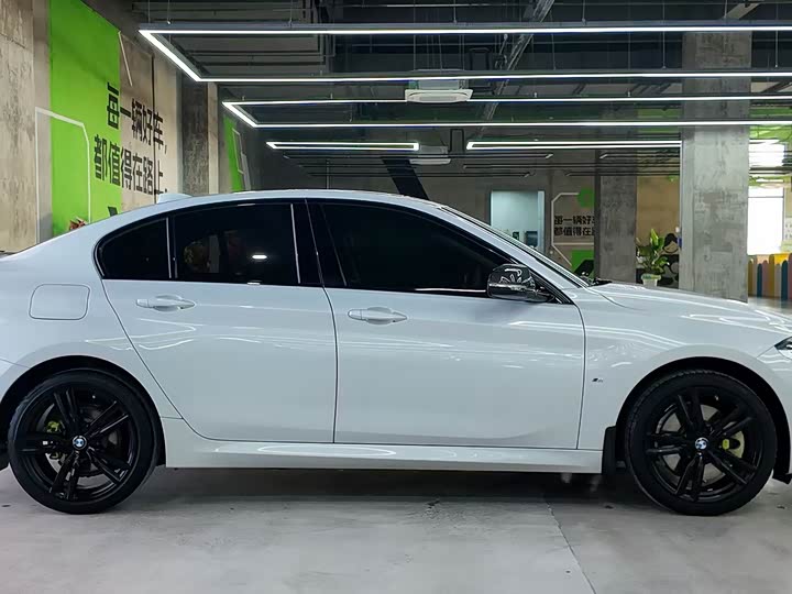 Фото 7 - BMW 1 Series