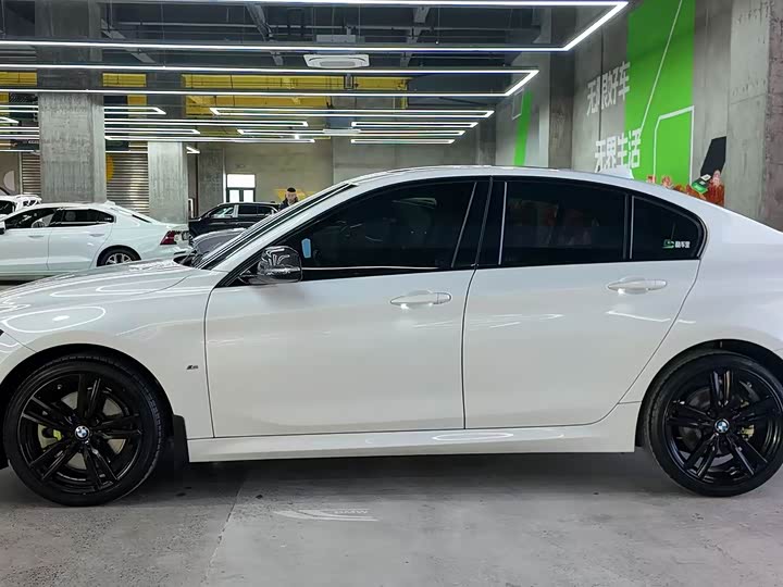 Фото 9 - BMW 1 Series