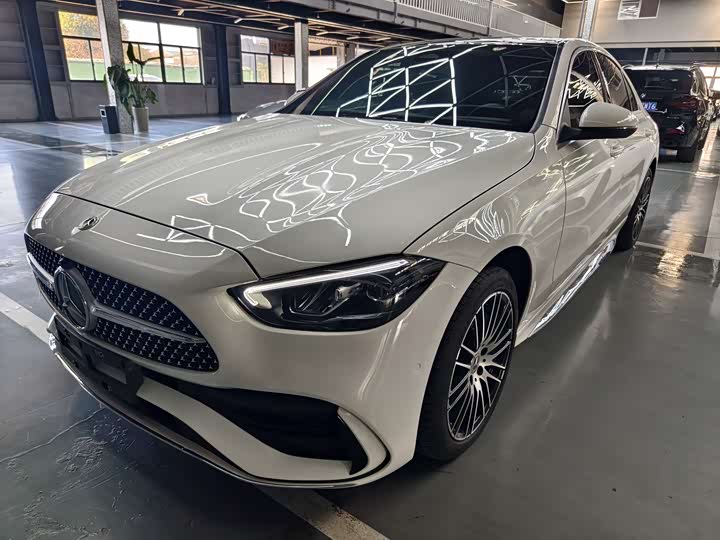 Фото 1 - Mercedes-Benz C-Class