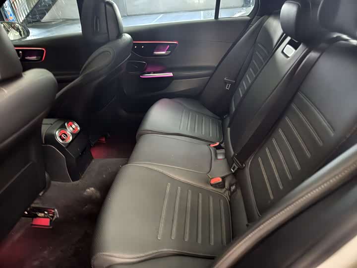 Фото 7 - Mercedes-Benz C-Class