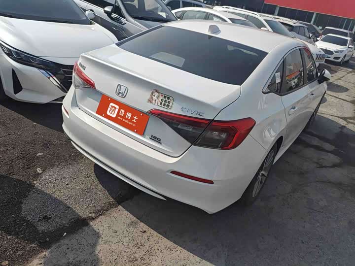 Фото 4 - Honda Civic