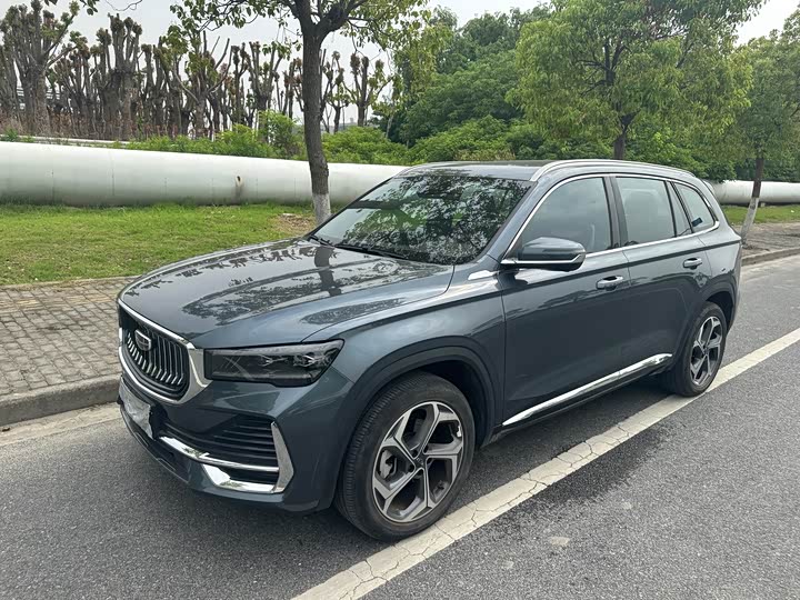 Фото 2 - Geely Monjaro