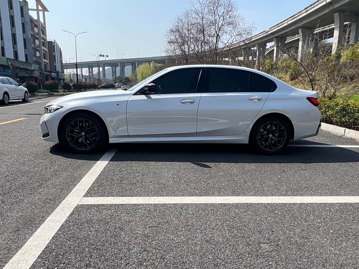 Фото 4 - BMW 3 Series