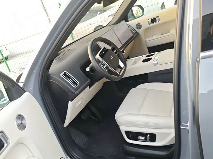 Фото 5 - LiXiang L8