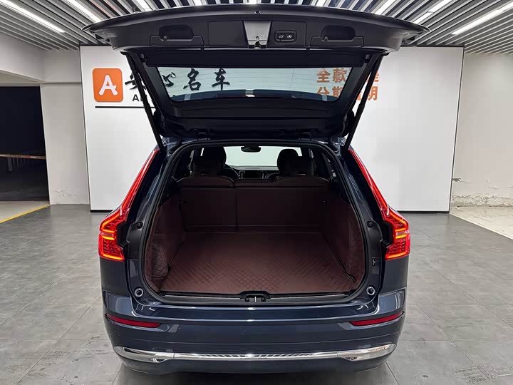 Фото 5 - Volvo XC60