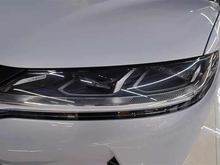 Фото 5 - BYD Yuan Up