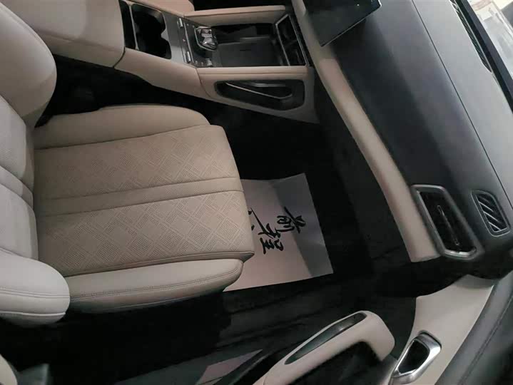 Фото 8 - BYD Yuan Up