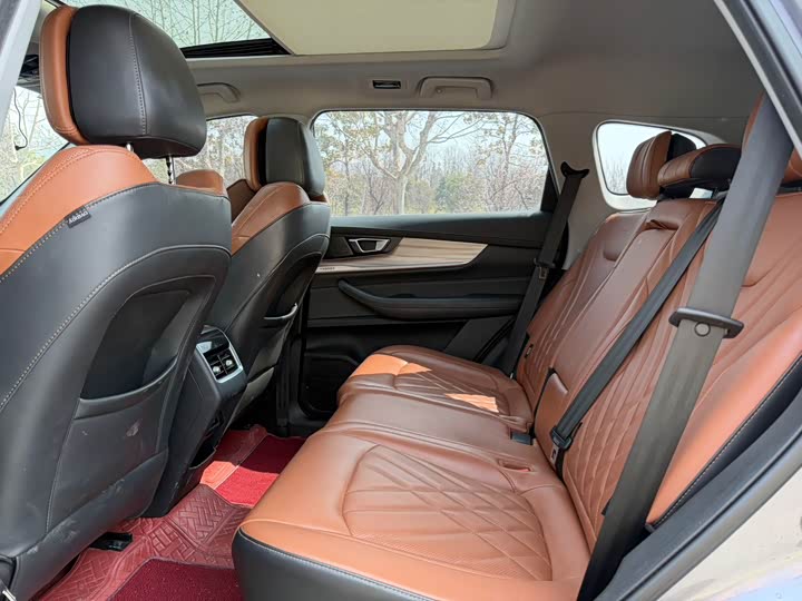 Photo 7 - Chery Tiggo 8