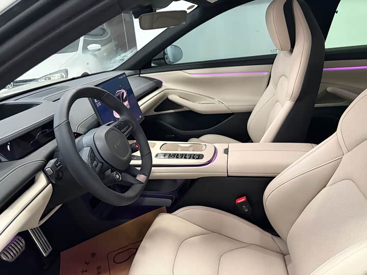 Фото 6 - Xiaomi SU7