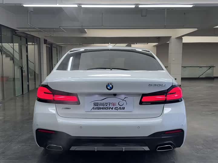 Фото 6 - BMW 5 Series