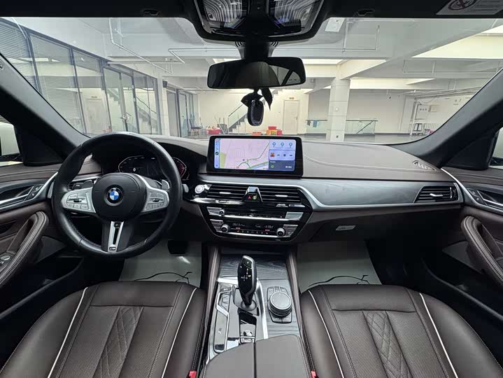 Фото 9 - BMW 5 Series
