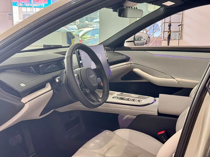 Фото 4 - Xiaomi YU7