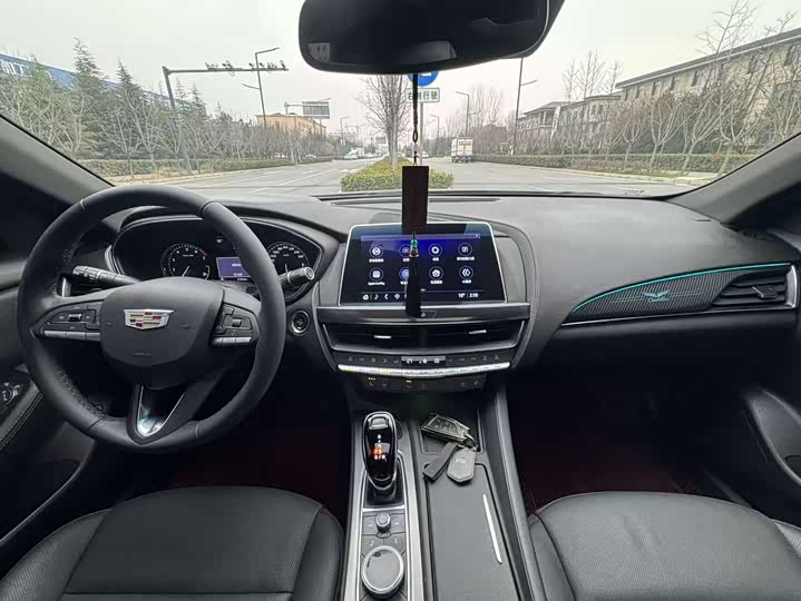 Photo 4 - Cadillac CT5