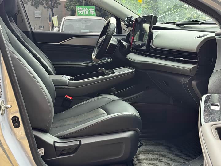 Фото 8 - GAC Aion S Plus