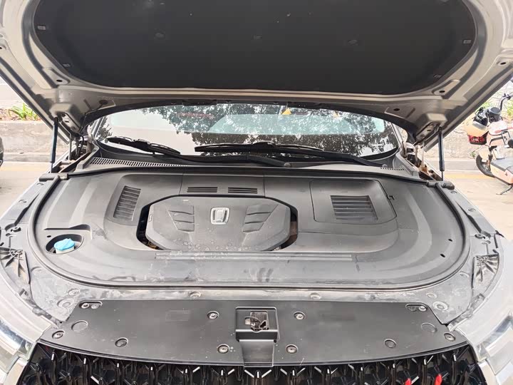 Фото 8 - Bestune T99