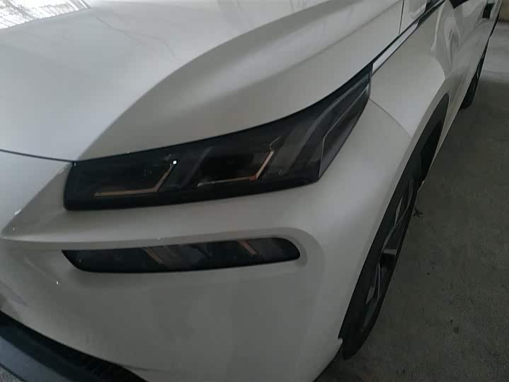 Photo 5 - GAC Aion V