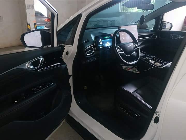 Photo 9 - GAC Aion V