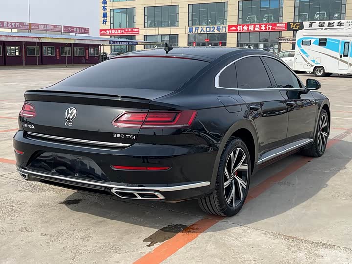 Фото 4 - Volkswagen CC
