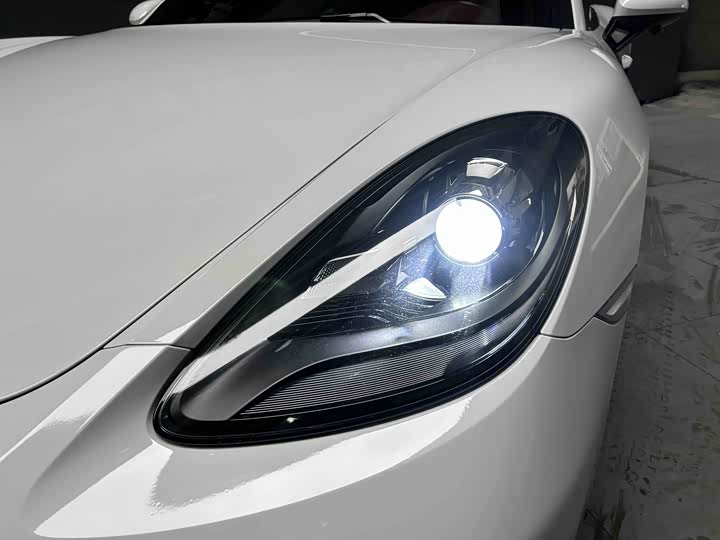 Фото 4 - Porsche 718