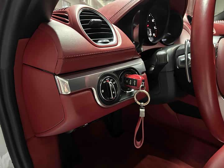 Фото 8 - Porsche 718