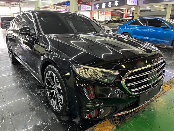 Фото 3 - Mercedes-Benz E-Class Hybrid