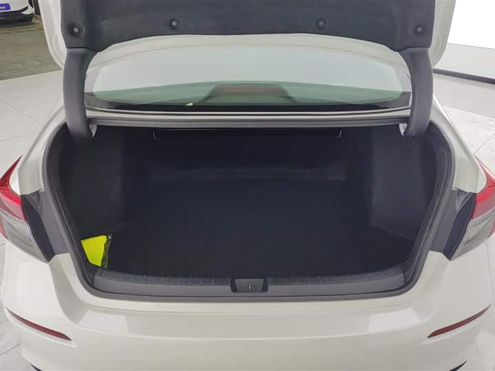 Фото 4 - Honda Civic