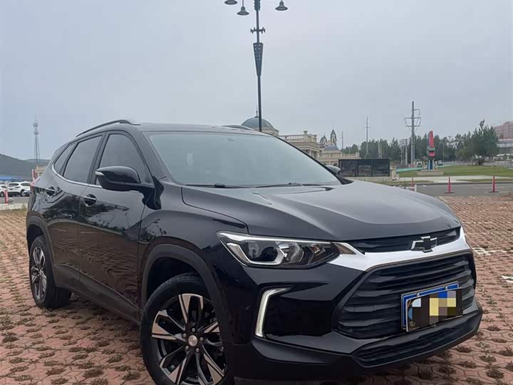 Фото 3 - Chevrolet Tracker