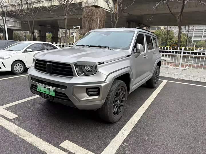 Фото 1 - Tank 700 Hybrid