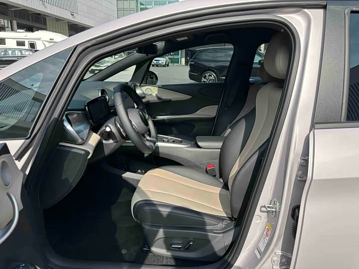 Фото 6 - BYD Dolphin