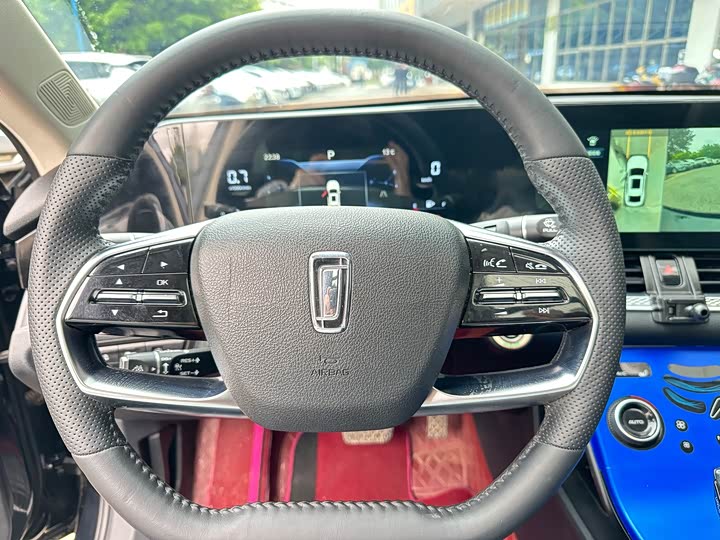 Фото 8 - Bestune B70