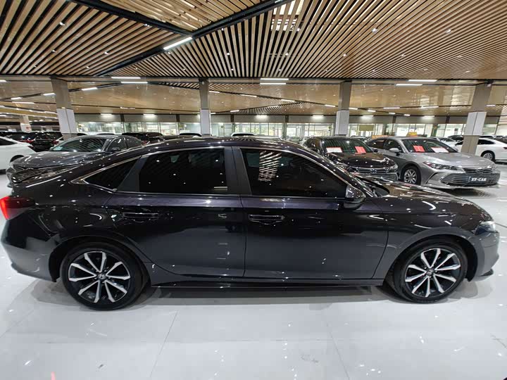 Honda Integra 2023 2023款 240TURBO CVT豪华版