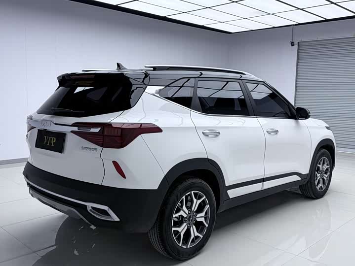 Фото 4 - Kia KX3
