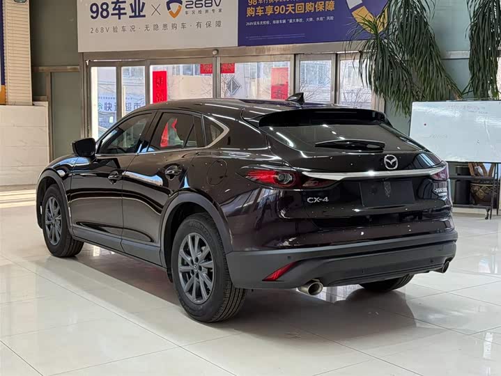 Фото 6 - Mazda CX-4