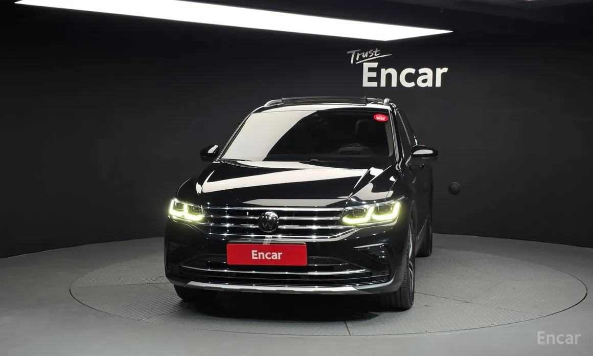 Фото 3 - Volkswagen Tiguan